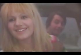 Klasični francuski film "nema problema" (1975) porno vojnih godina