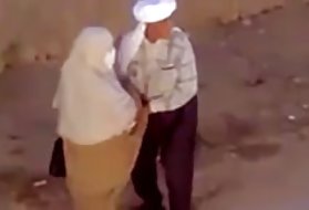 Porno krvarenja iz stare granny un petit im zalogaj po-le-bani lol rezak