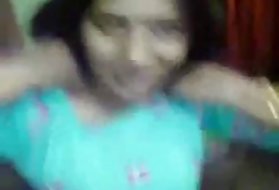 Selo indijski seks prvi put djevojka desi college djevojka