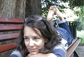 Porno grupa francuskih hippy djevojka gledati porno stvarnog silovanja