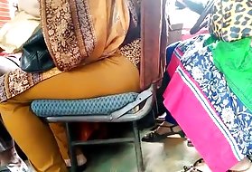 Gledati porno filmove s transvestiti bangladeš autobus za gledanje