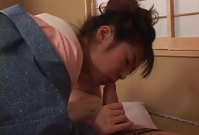 Vrući bonk japanska porno supruge čini svoju dužnost 2 porno djevojka anus muškarcu