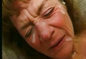 Bore baka voli 4 i puno sperme granny porno rap areni bat isječak